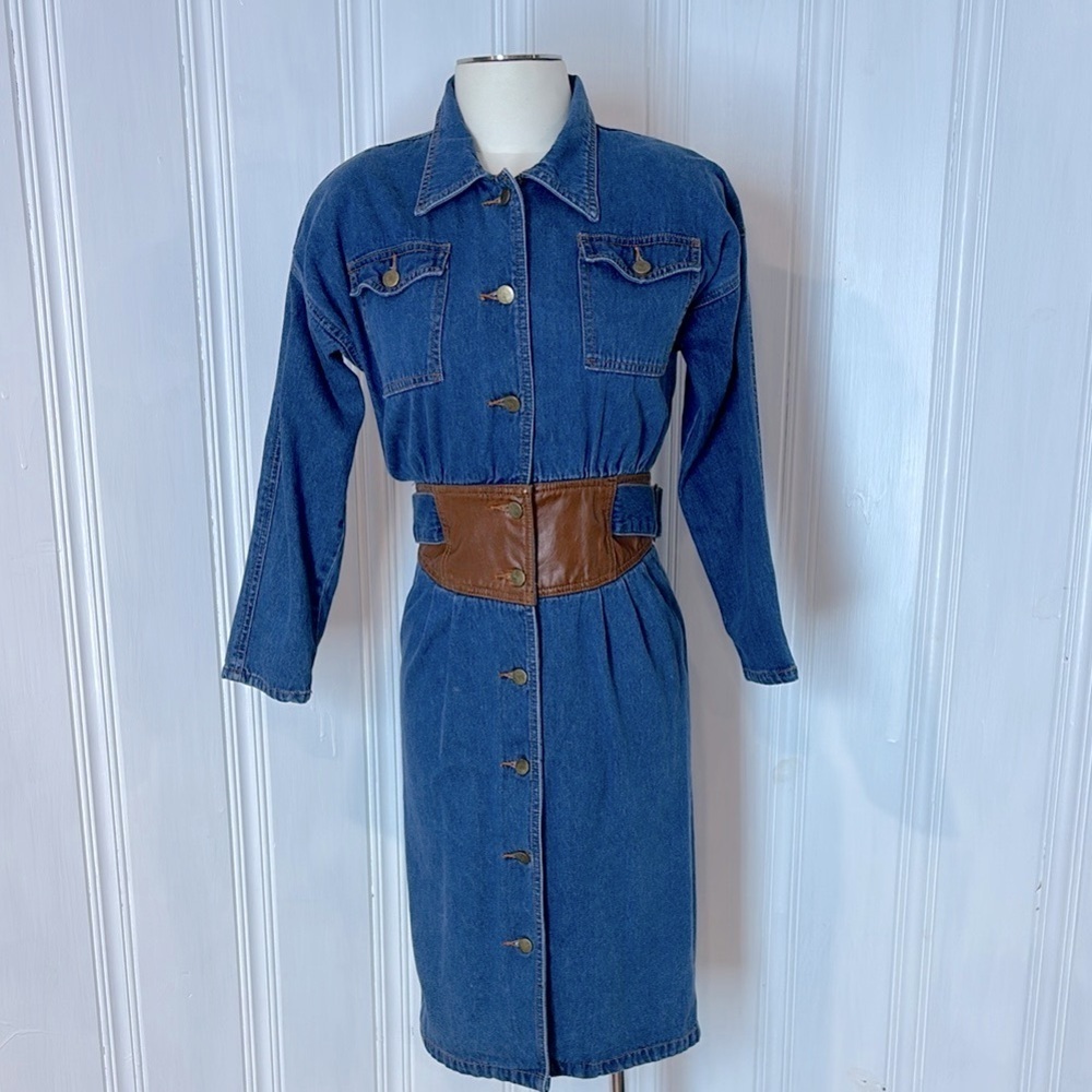 👖 Vintage Gerard Martin Denim Dress with Faux Leather Waist Detail